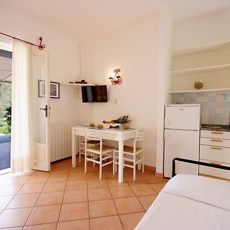 דירות קאפוליברי Casa Vacanze Dino מראה חיצוני תמונה